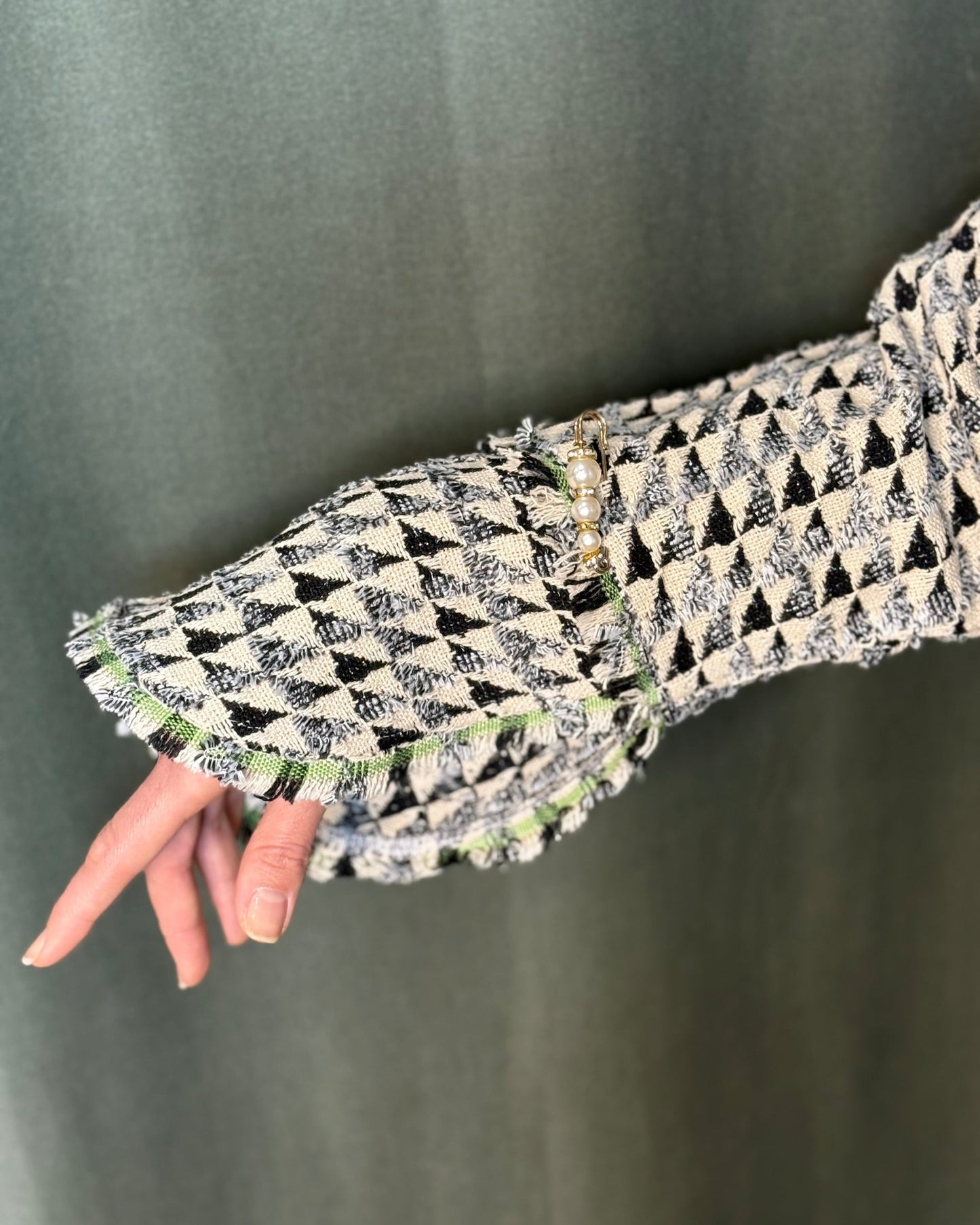 Le Motif + Shawl